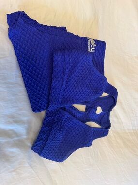 Booty by Brabants Electric Blue Textured Sports Bra and Shorts Set